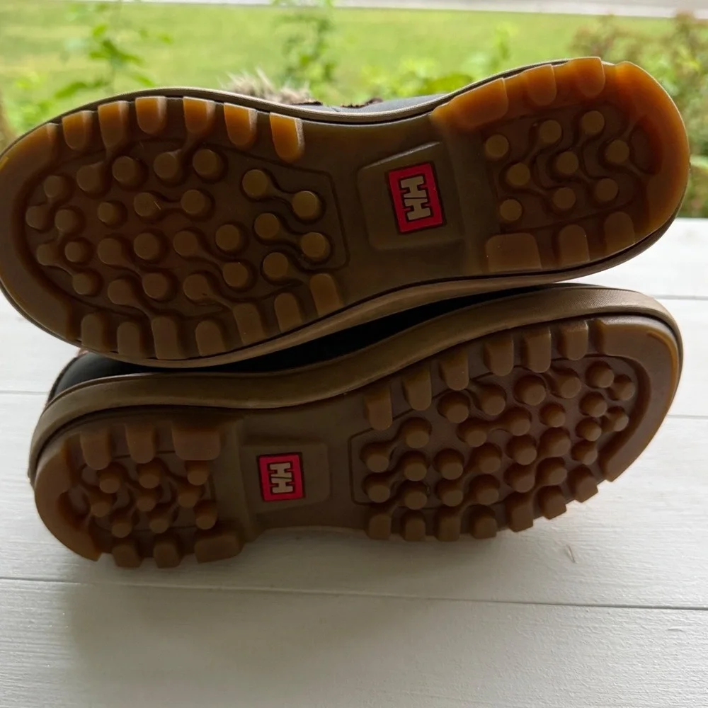 Helly Hansen Garibaldi Women's Winter Snow Boots Brown Faux Fur US 6.5 EU 37.5